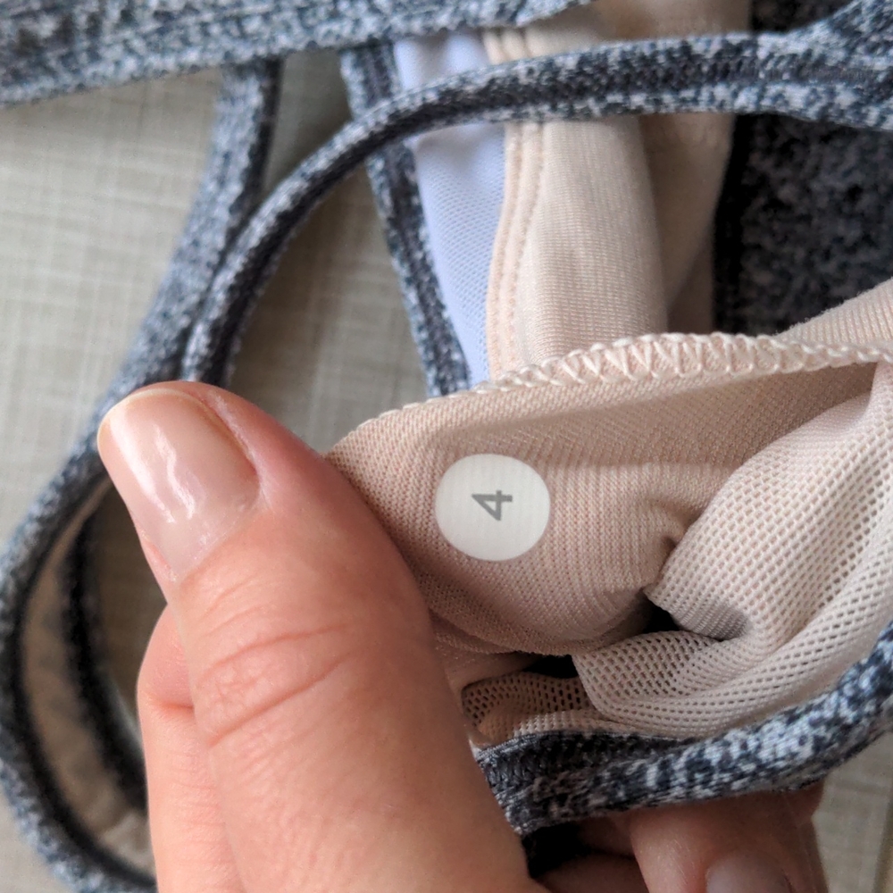 Lululemon Get Down Bra View 6